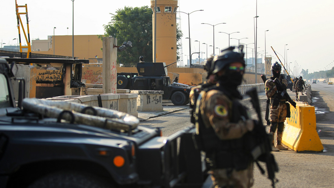 Explosiones y caída de misiles en Bagdad en el área donde se ubica la Embajada de EE.UU.