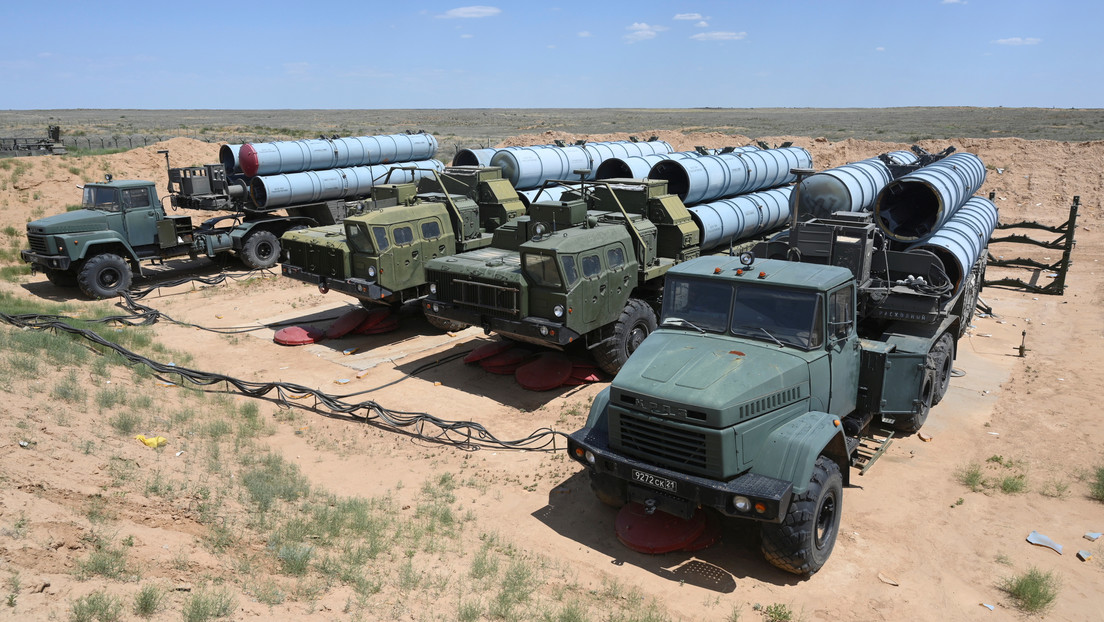 Alto cargo de Irak: Bagdad reanudó negociaciones con Moscú hace meses para comprar sistemas S-300 de Rusia