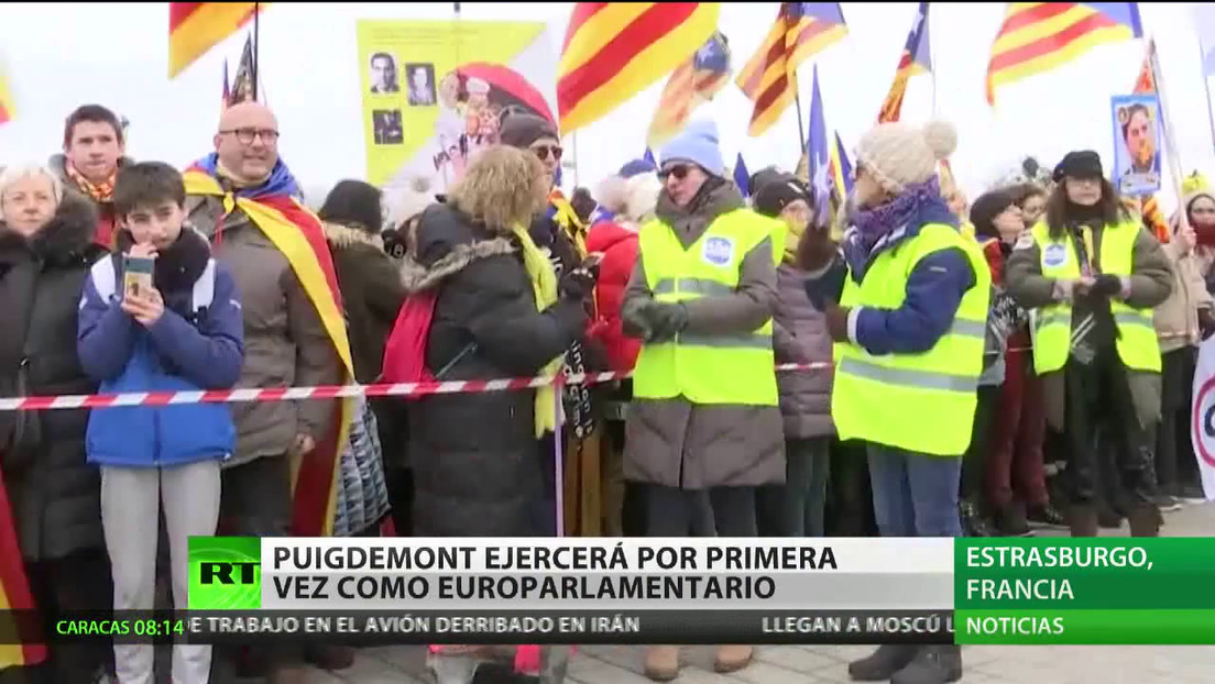 Carles Puigdemont ejercerá por primera vez como europarlamentario