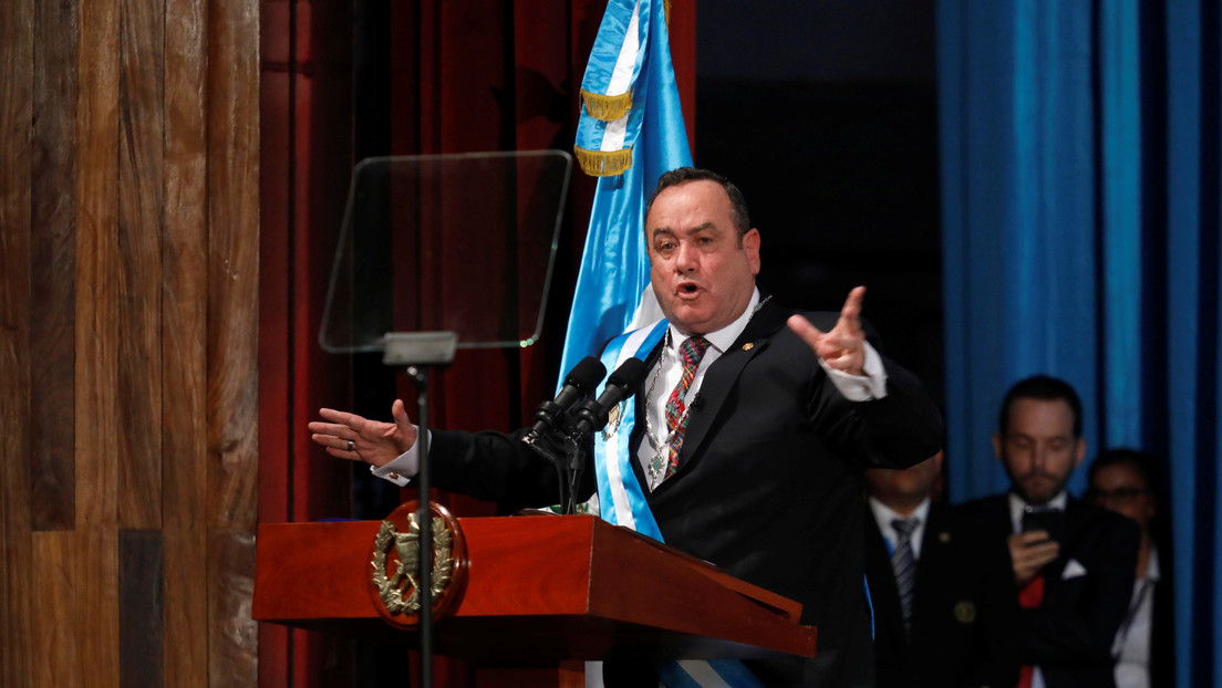 Presidente de Guatemala anuncia la ruptura "definitiva" de las relaciones con Venezuela