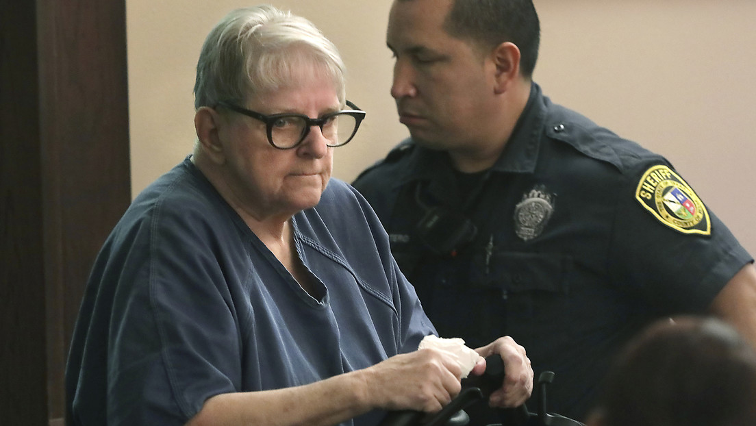 Una enfermera de Texas sospechosa de matar a decenas de niños, condenada a cadena perpetua