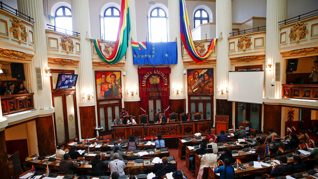 Cámara de Diputados de Bolivia aprueba por unanimidad la ley que extiende el mandato de Áñez