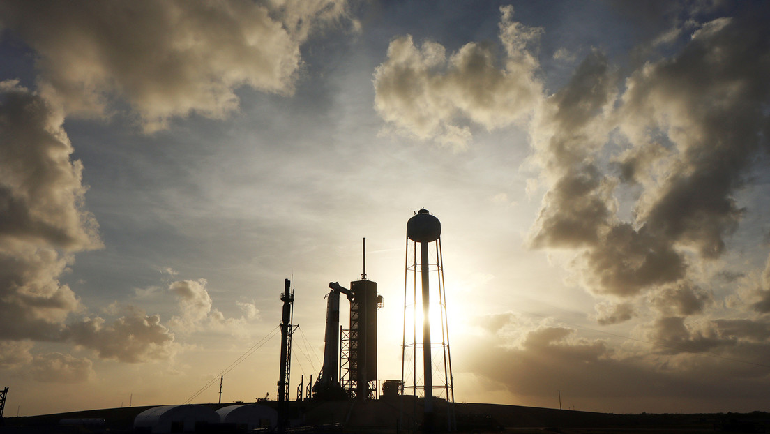La razón porque SpaceX destruirá un cohete suyo en pleno vuelo de prueba de Crew Dragon