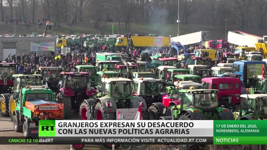 Con marchas en tractor, granjeros expresan su desacuerdo con las nuevas políticas agrarias en Alemania
