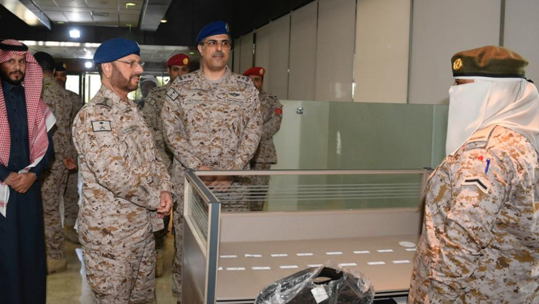 El Ejército de Arabia Saudita inaugura la primera sección para mujeres