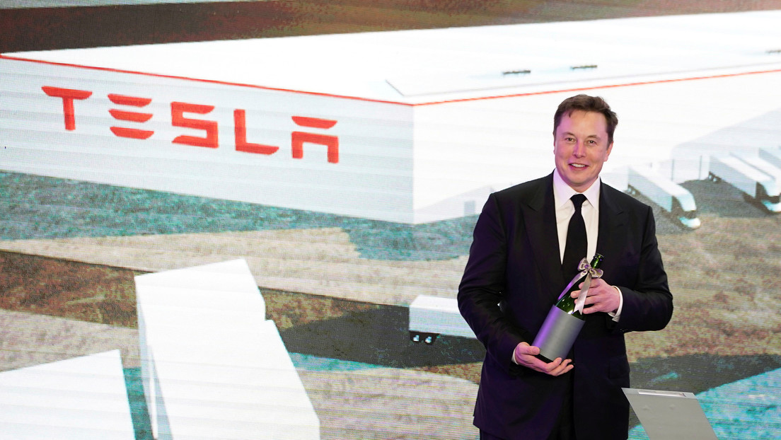 Tesla se convierte en la primera compañía de automóviles en EE.UU. con un valor superior a 100.000 millones de dólares