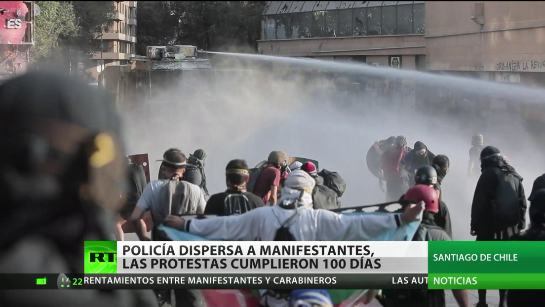 Se cumplen 100 días de protestas en Chile y la Policía dispersa a los manifestantes