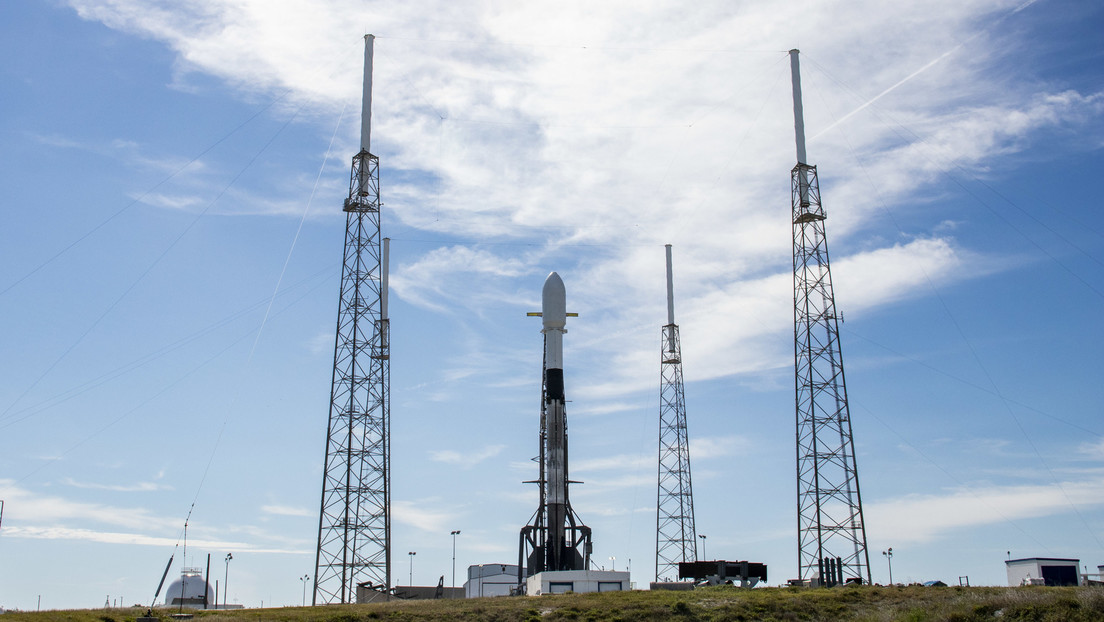 SpaceX lanzará al espacio 60 nuevos satélites Starlink con un día de retraso