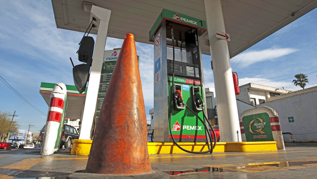 Qué son los 'gusanos', los dispositivos para estafar a clientes en gasolineras de México