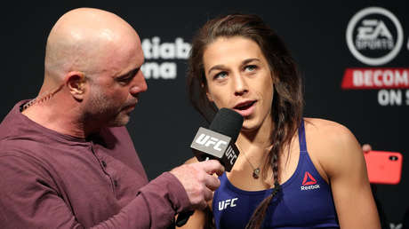 FOTO: Una luchadora de la UFC se burla del coronavirus antes de pelear contra una campeona china (y esta la pone en su lugar)