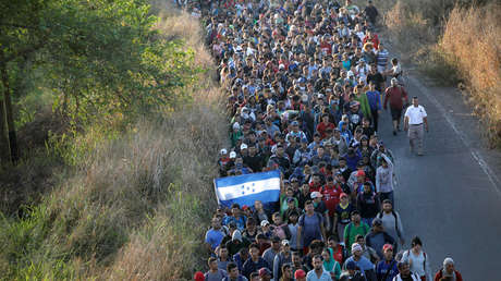 Parte de Honduras una nueva caravana de migrantes hacia EE.UU. RT