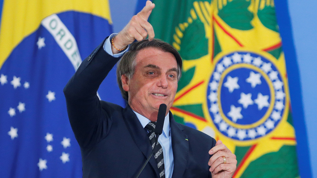 Bolsonaro vuelve a desatar la polémica al compartir un video en el que menosprecia a los brasileños