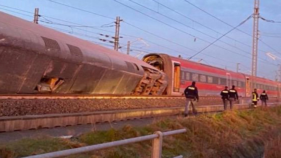 Varios muertos al descarrilar un tren de alta velocidad cerca de Milán (FOTOS)