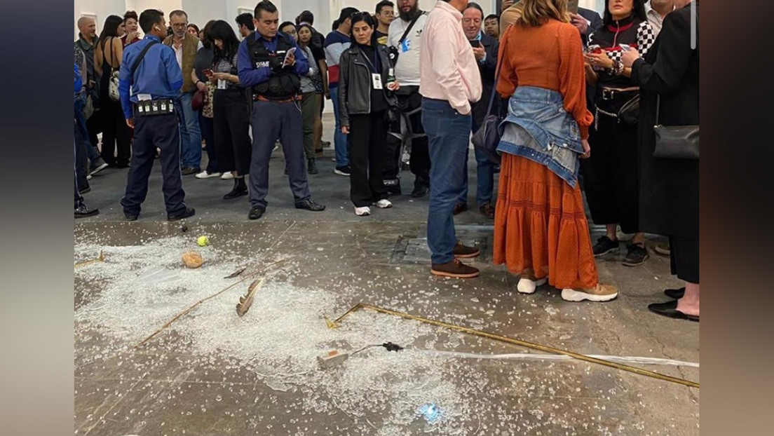 Una conocida crítica de arte destruyó obra valuada en 20.000 dólares en México