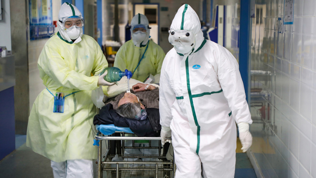 Asciende a 1.367 el número de muertos por el coronavirus en China
