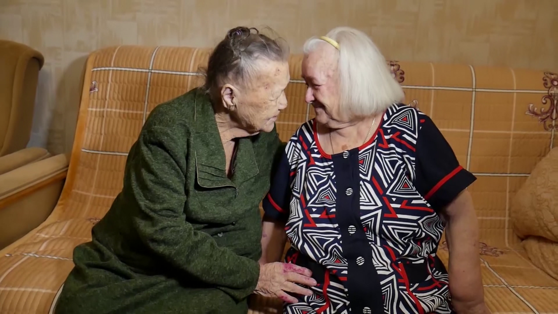"Me dijeron que había muerto, pero seguí buscando": dos hermanas rusas separadas durante la Segunda Guerra Mundial se reencuentran 78 años después