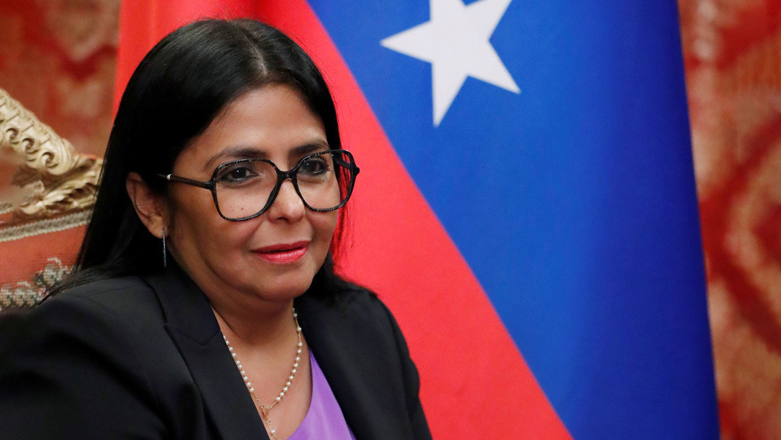 La vicepresidenta de Venezuela considera que la derecha española es "excéntrica" y tiene "doble moral" al apoyar a Guaidó
