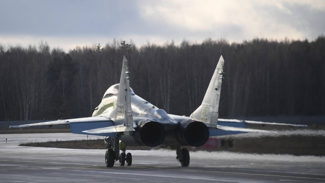 Los creadores del avanzado caza ruso MiG-35 patentan su sistema de aterrizaje automático