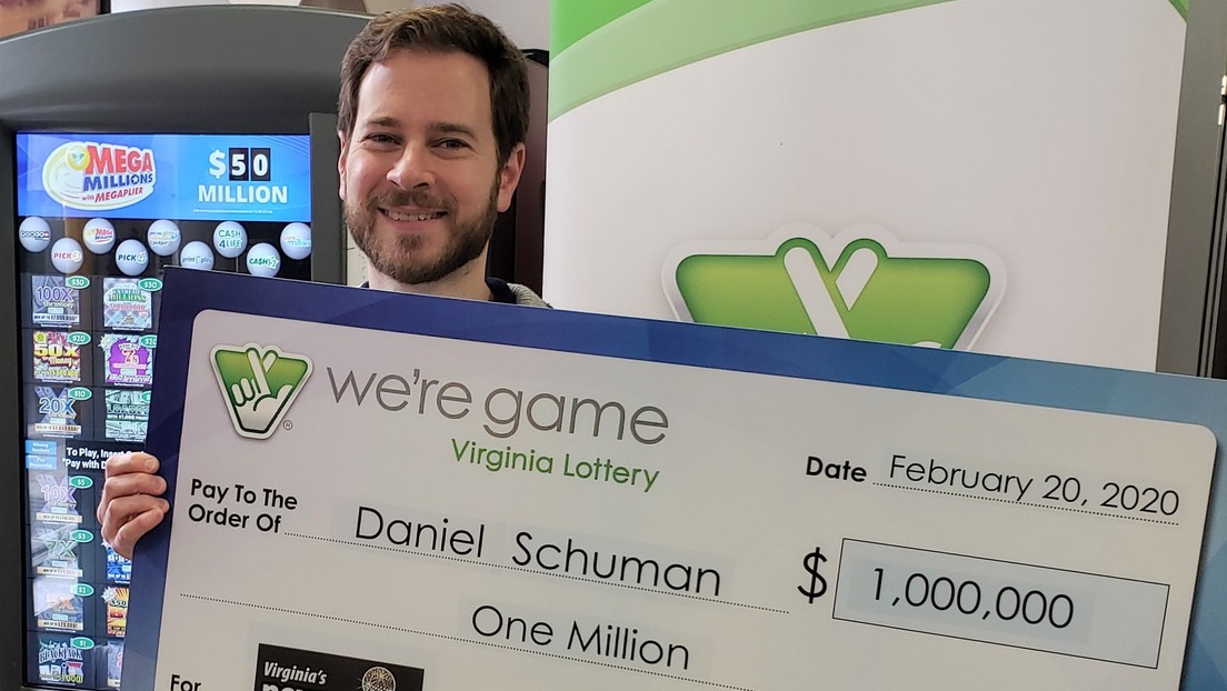 Un hombre estadounidense juega a la lotería una única vez gracias a su esposa y le toca un millón de dólares