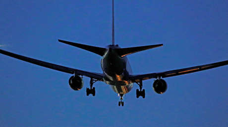 VIDEO: Momento en el que el avión en emergencia de Air Canada aterriza con éxito en Madrid