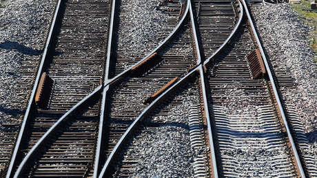 ¿Cambia la velocidad del tren? Una nueva ilusión óptica se viraliza en la Red (VIDEOS)