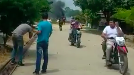 Un carro bomba estalla cerca de una base militar en Colombia (VIDEO)