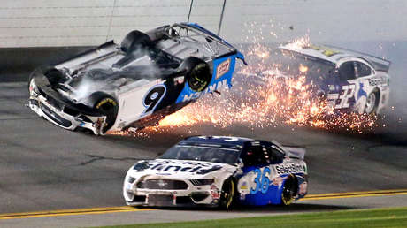 Hospitalizan al legendario piloto Ryan Newman tras sufrir un aparatoso choque en Daytona 500 (VIDEO)