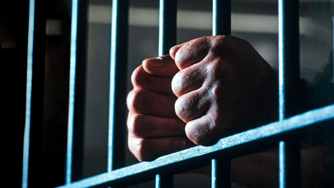 Hombre condenado a cadena perpetua gana un juicio a la agencia tributaria británica y recibirá cientos de miles de dólares