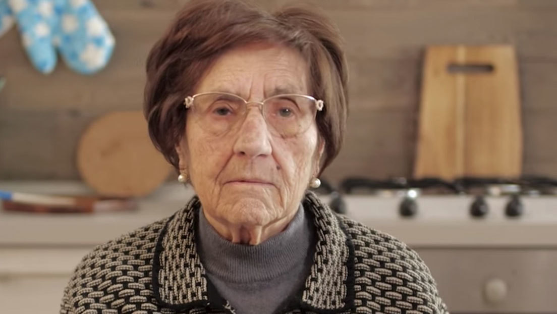 "¡Hacedle caso a la abuela!": consejos con amor y humor de una anciana italiana para combatir el coronavirus (VIDEO)
