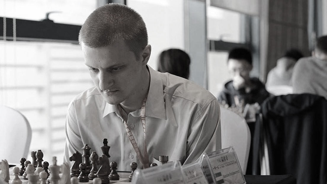Hallan muerto en Moscú a un gran maestro de ajedrez ucraniano y su novia