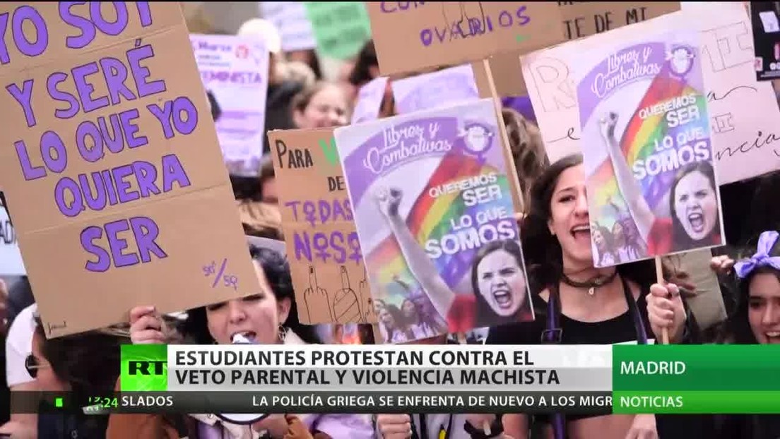 Estudiantes protestan contra el veto parental y la violencia machista en España