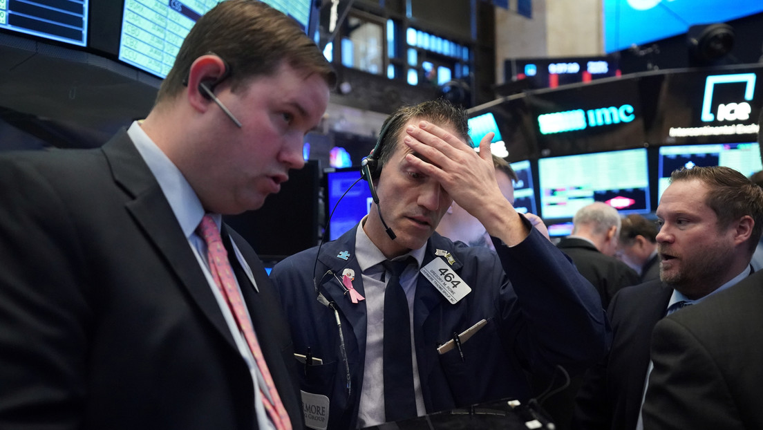 Wall Street cierra en rojo y el Dow Jones marca la mayor pérdida durante un día desde el 2008