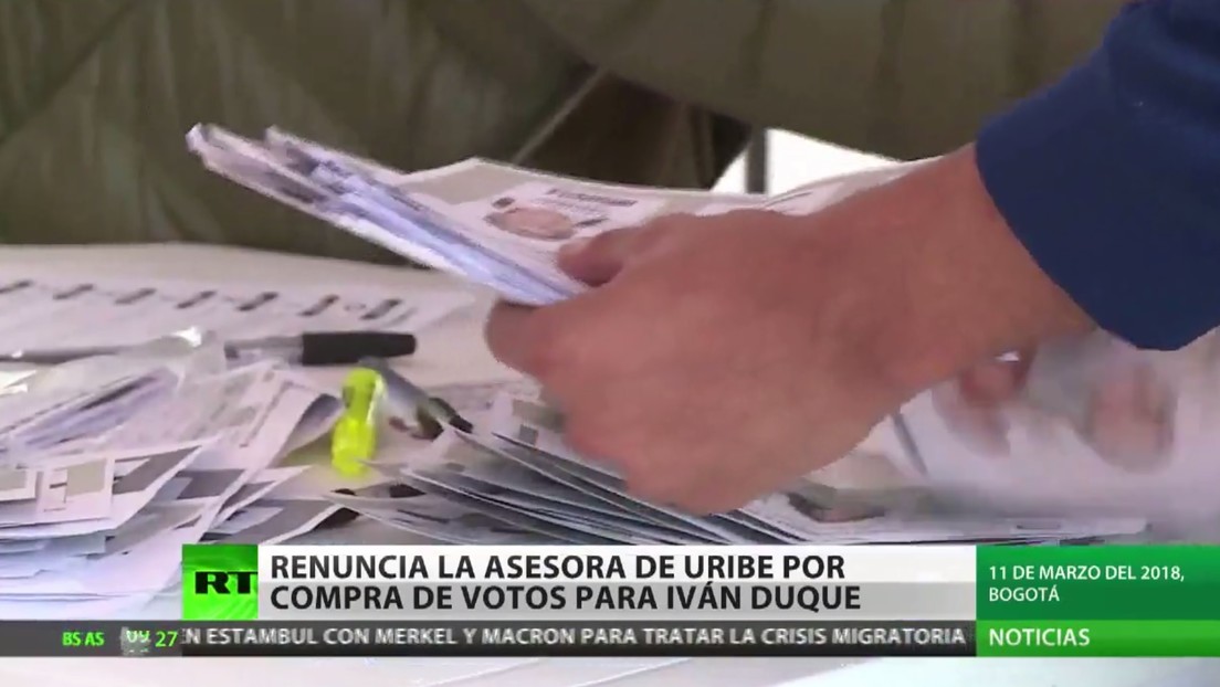 Renuncia la asesora del expresidente colombiano Álvaro Uribe por presuntos vínculos con la compra de votos