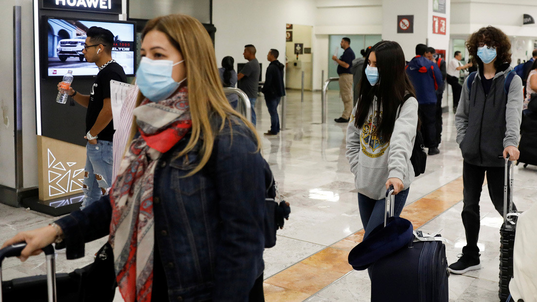 México no restringirá vuelos ni cerrará sus fronteras por el coronavirus porque "no hay demostración científica"