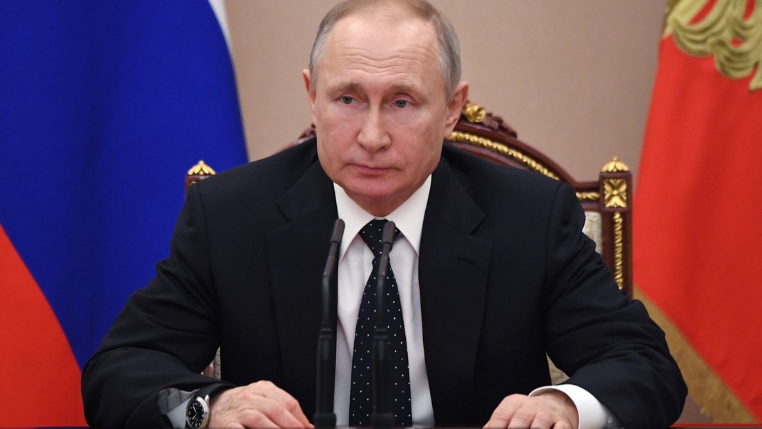 Putin firma la ley de enmiendas a la Constitución