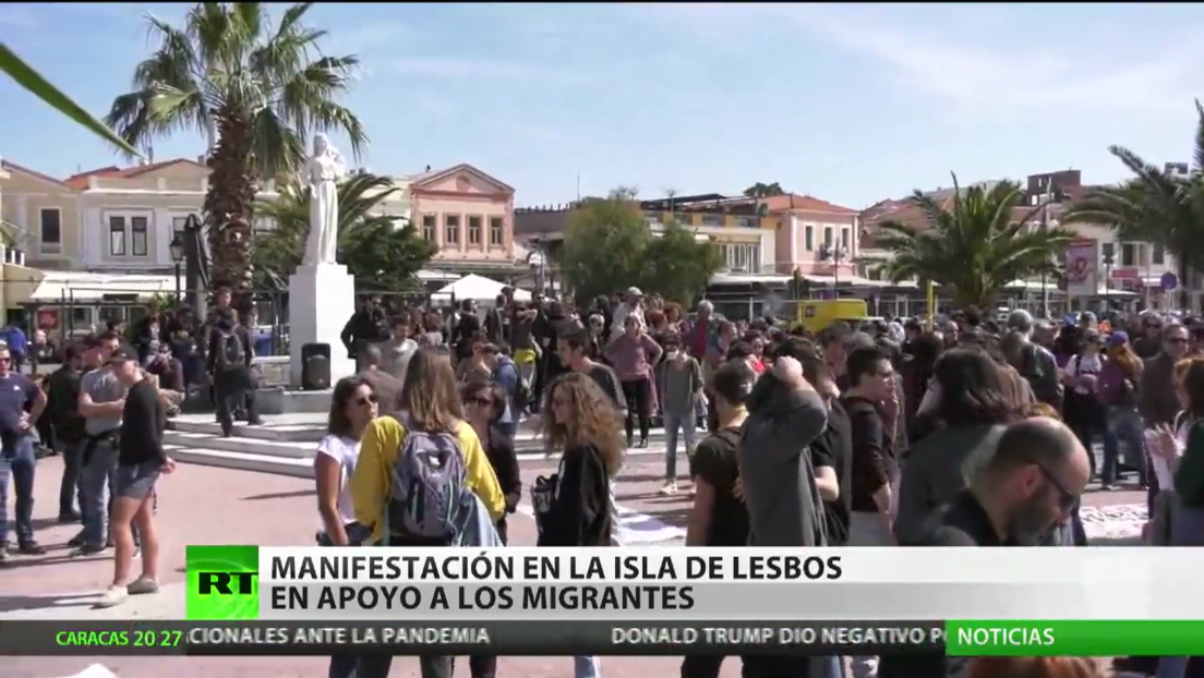 Grecia: Manifestación en la isla de Lesbos en apoyo a los refugiados