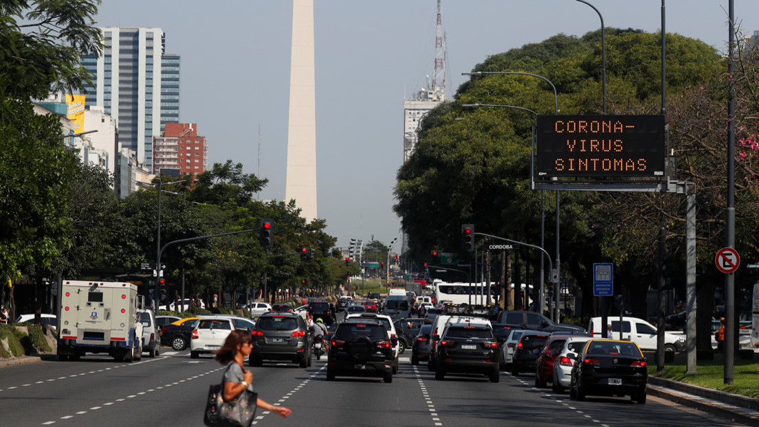 Argentina suspende el transporte terrestre de larga distancia y los vuelos de cabotaje desde el viernes