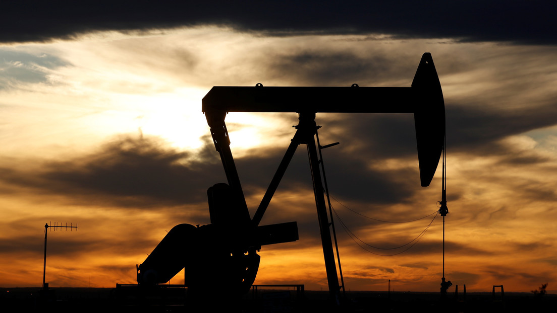 El precio del petróleo Brent sube más del 5 % y se sitúa en 28,53 dólares el barril