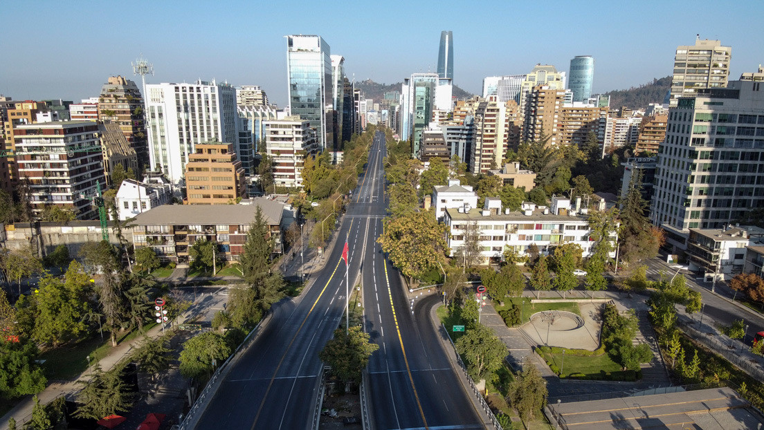 Chile promulga una nueva ley que regula el teletrabajo en medio de la pandemia