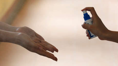 (VIDEOS) En la Red aconsejan no saludar con apretones de manos debido al brote del coronavirus