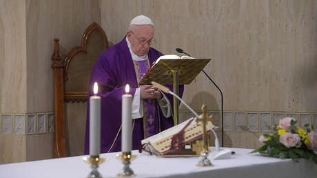 El papa Francisco oficiará una misa por 'streaming' en medio del brote del coronavirus