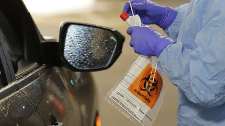 Crecen los casos de tos y fiebre pero no es gripe: ¿está pasando desapercibido el covid-19 en EE.UU.?