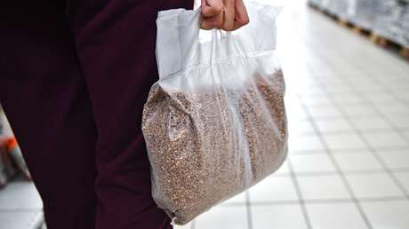 Vende por 12.000 dólares un alimento que vale 70 centavos en Rusia en medio del brote de coronavirus