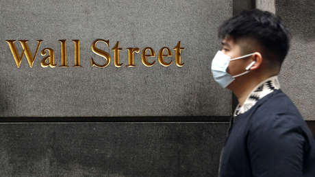 Los mercados de EE.UU. abren al alza al final de una semana de volatilidad histórica