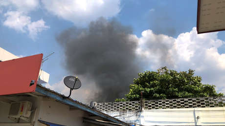 FOTOS, VIDEO: Reclusos tailandeses incendian la prisión y se fugan por rumores de coronavirus