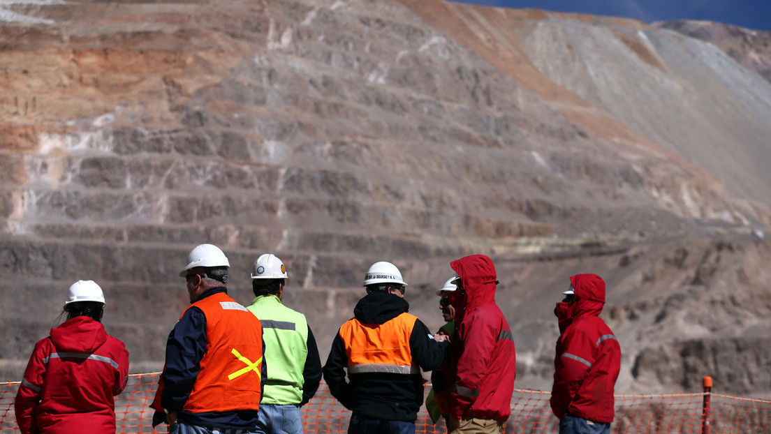 El Gobierno argentino habilita la minería y la industria forestal en medio de la cuarentena