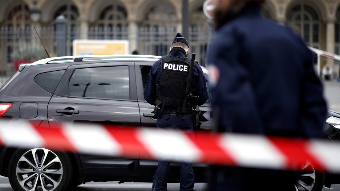 Al menos dos muertes tras un ataque con cuchillo en Francia