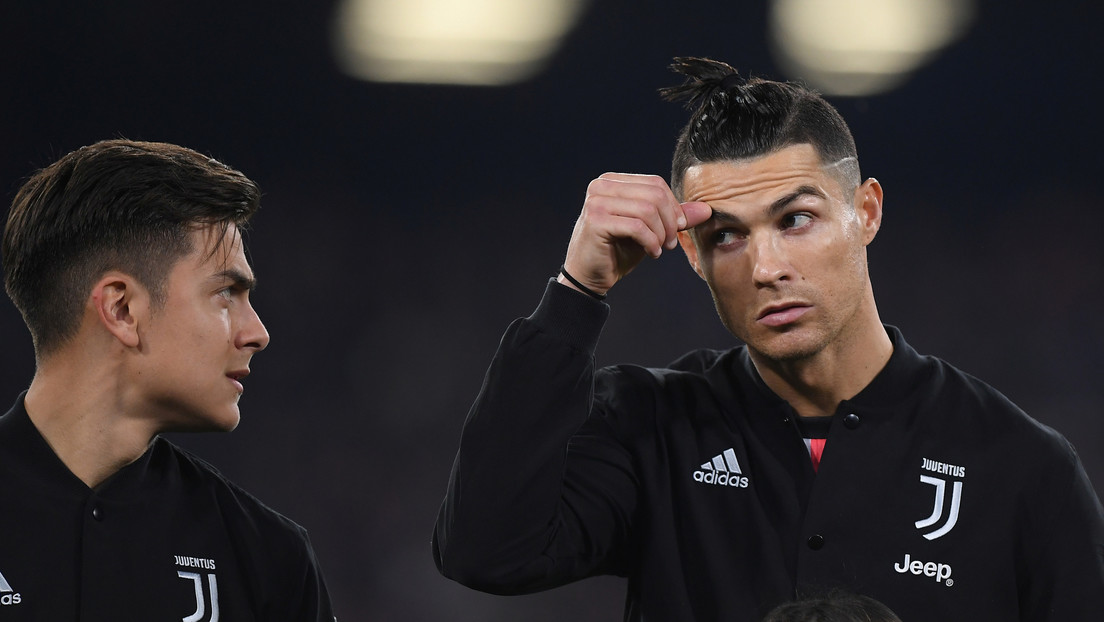 Dybala le confiesa a Cristiano Ronaldo que en Argentina lo odian "un poco"