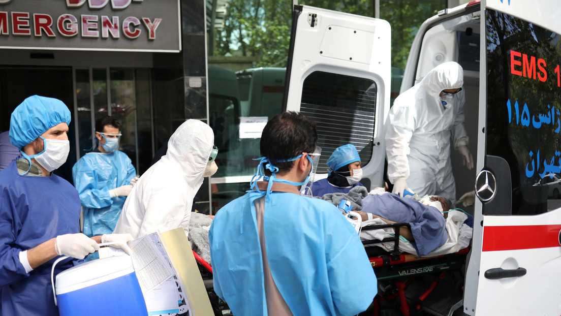Irán registra más de 2.000 infectados y 133 muertos por covid-19 en una jornada