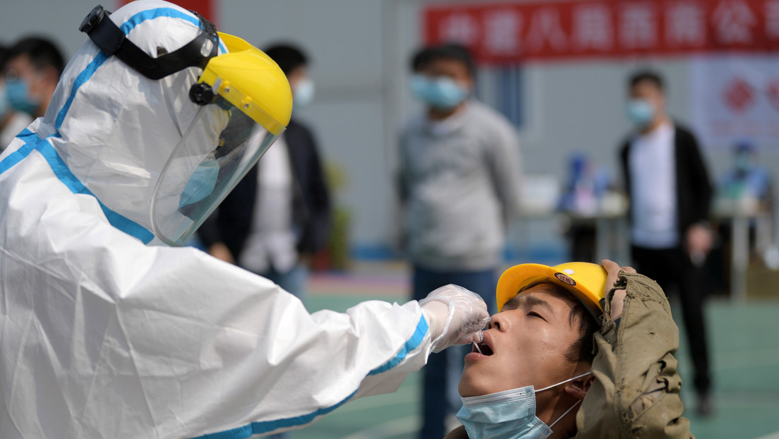 VIDEO: Permiten la salida de ciudadanos de Wuhan, epicentro de la pandemia de covid-19, tras 76 días de cuarentena